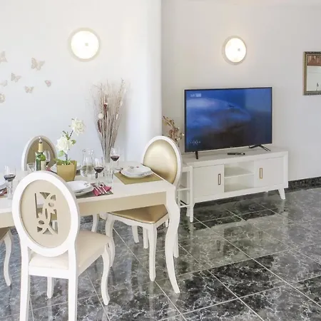 2 Bedroom Stunning In * Torrevieja